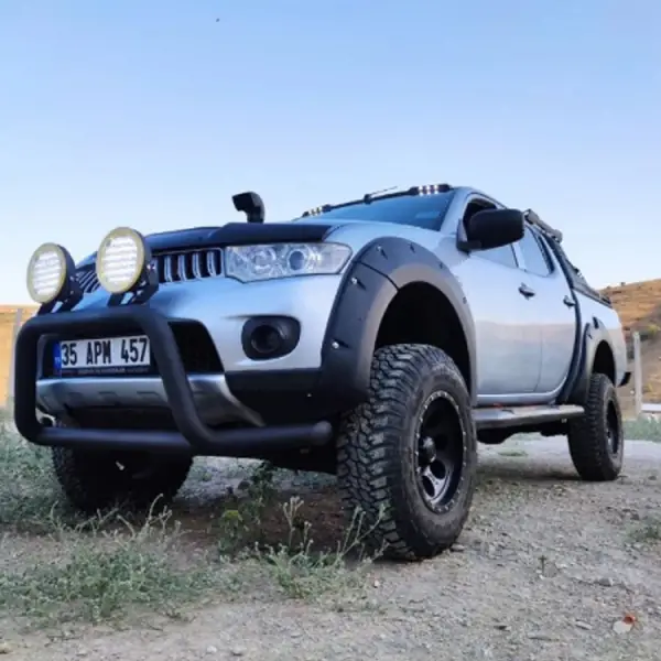 Mitsubishi L200 Dodik seti