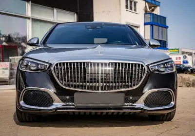 Mercedes W213 YENI E SERISI IÇIN UYUMLU 2020+ MAYBACH GÖRÜNÜM BODY KIT(SIYAH SIS KAPAK)